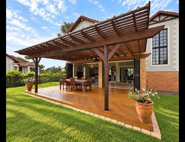 4 BEDROOM HOUSE FOR SALE IN CLIFTON HILL ESTATE